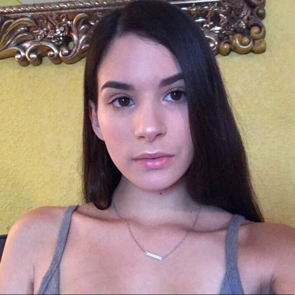 Meet your Posher, Melanie